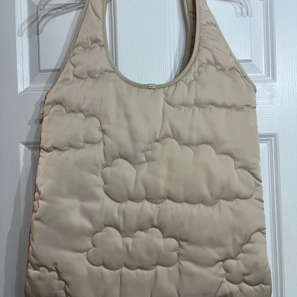 Coachtopia Cloud Tote Cream Color - Used Once - Picture 7 of 8